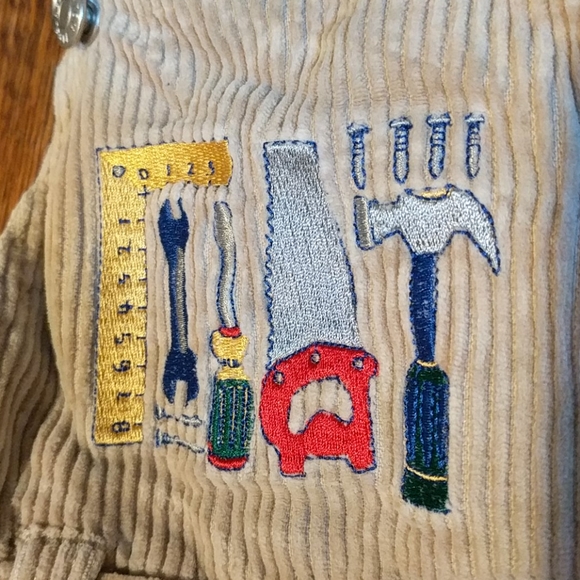 Boys corduroy overalls with embroidered tools - Picture 3 of 7